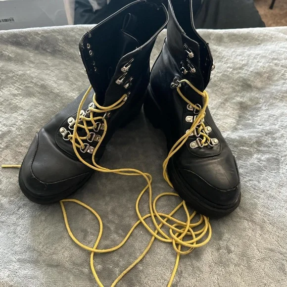 BLK & YELLOW Chunky Combat Boots - Picture 4 of 6